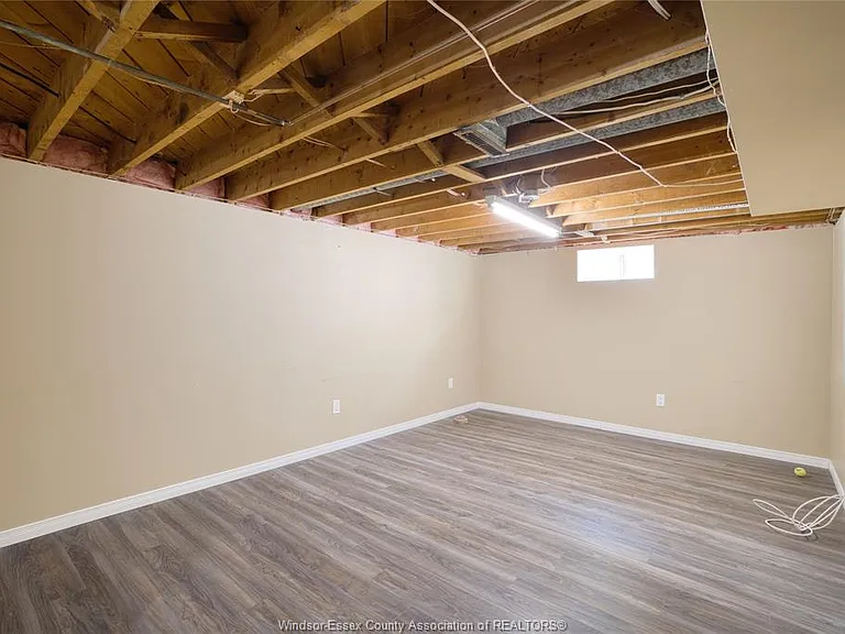 3858 Hillcrest Blvd — Photo 14