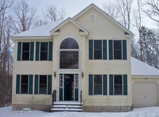 103 Swartsburo Dr, Bushkill, PA 18371
