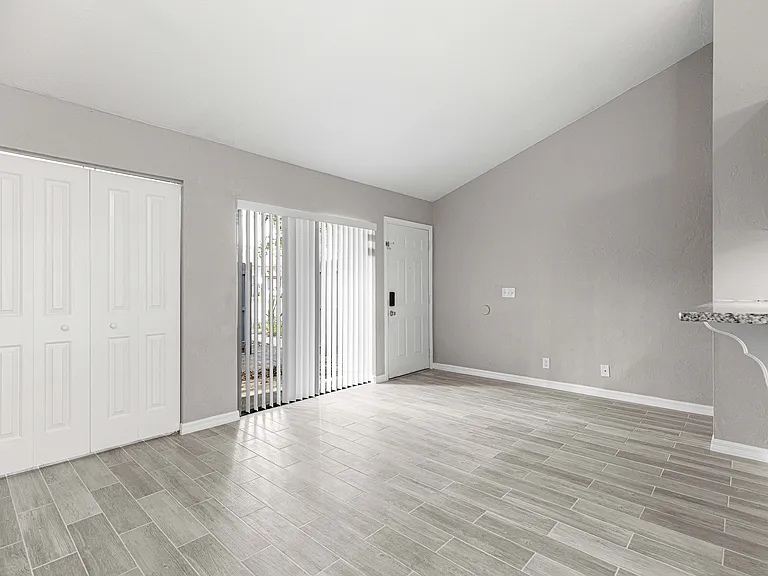 4151 SE 22nd Ave #D — Photo 17