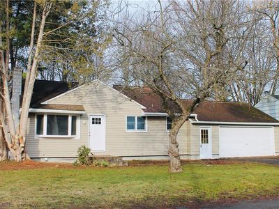 2 Monica Pl, Baldwinsville, NY, 13027