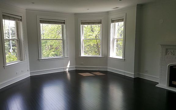 3rd image of 1423 W Pratt Blvd #2