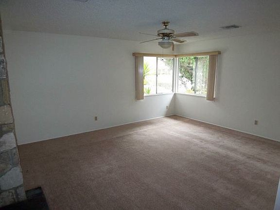3rd image of 18260 Verano Dr