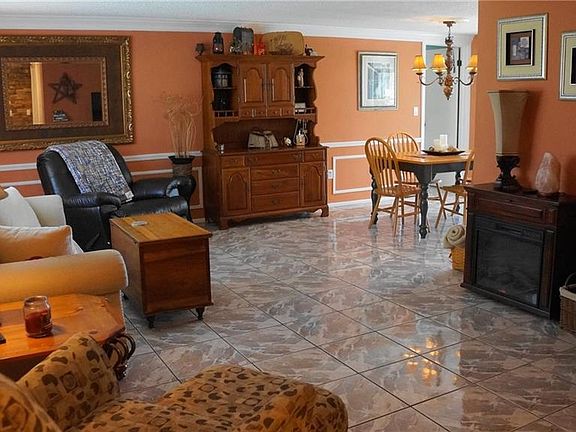 3rd image of 8505 Mill Creek Ln