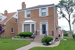 1st image of 7108 N Kedvale Ave