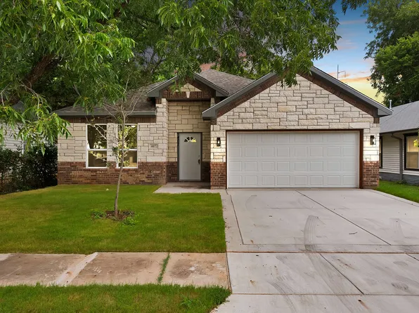 407 E Willingham St, Cleburne, TX 76031