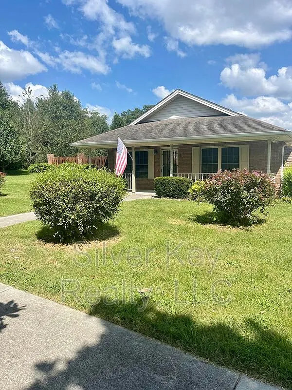 2 bed, 2.0 bath, 1400 sqft, $1,600 — Photo 2