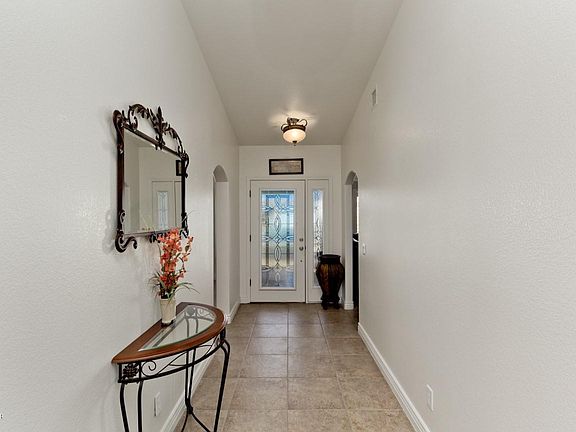5th image of 3080 Newport Dr
