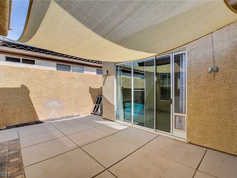8086 Merlewood Ave — Photo 68