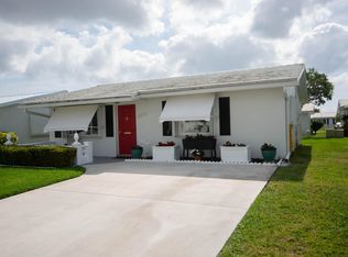 2370 SW 11th Ave, Boynton Beach, FL 33426