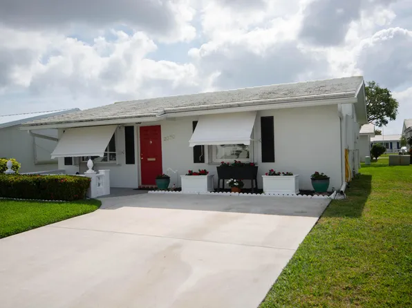 2370 SW 11th Avenue, Boynton Beach, FL 33426