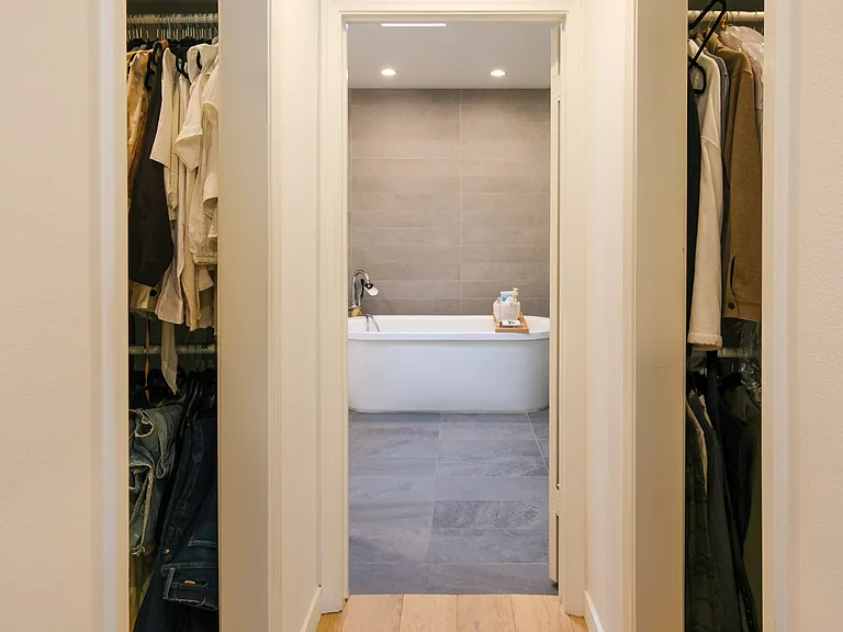 1509 Greenfield Ave #Penthouse 2 — Photo 10