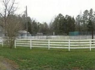 1305 Pool Rock Rd, Henderson, NC 27537