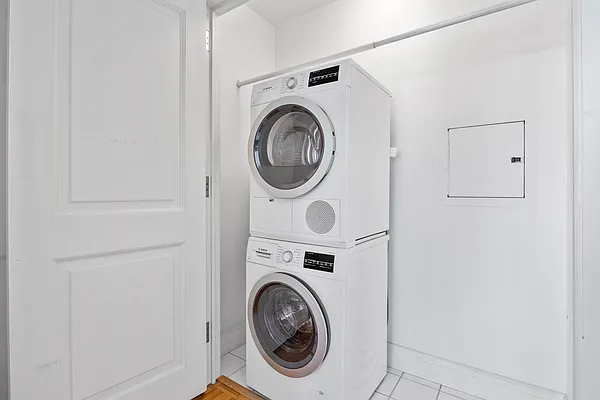 Rented by Keller Williams NYC | media 15