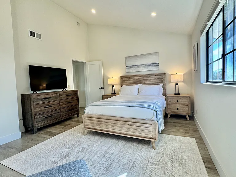 703 Agate St #4 — Photo 7
