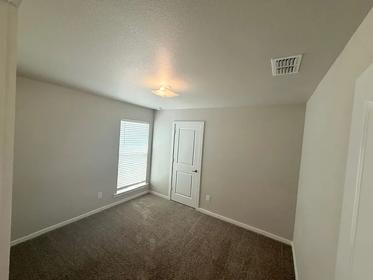 9716 Trenton Ave — Photo 9