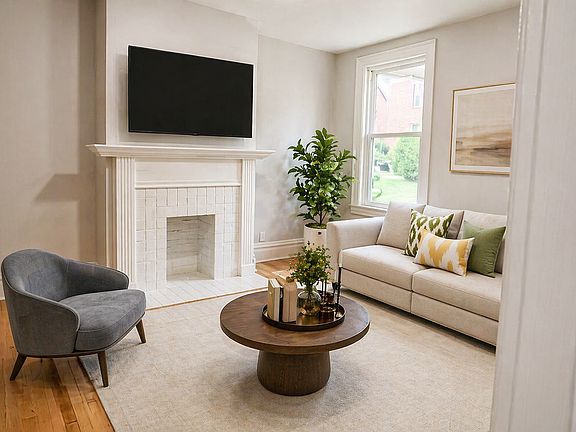 2nd image of 1238 Superior Ave #2