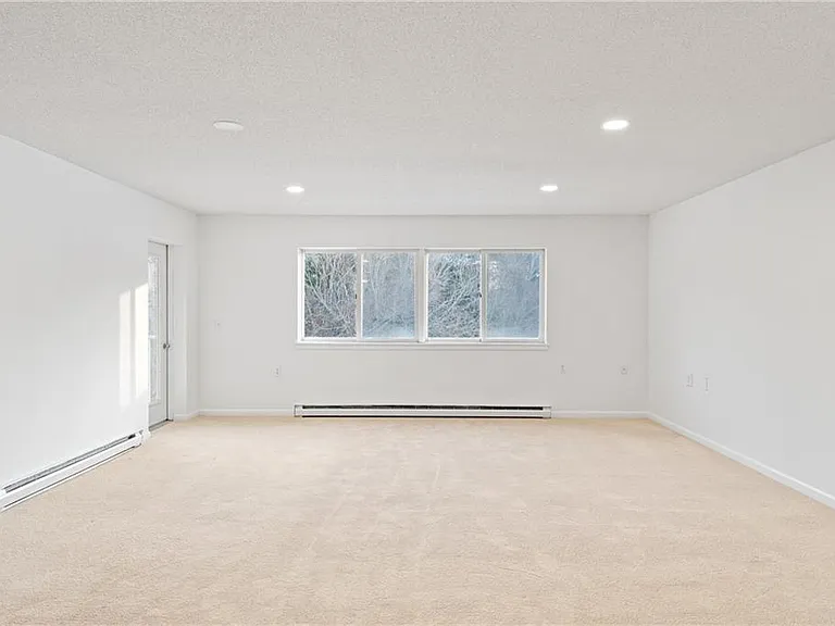 30 Argyle Ave #206 — Photo 10