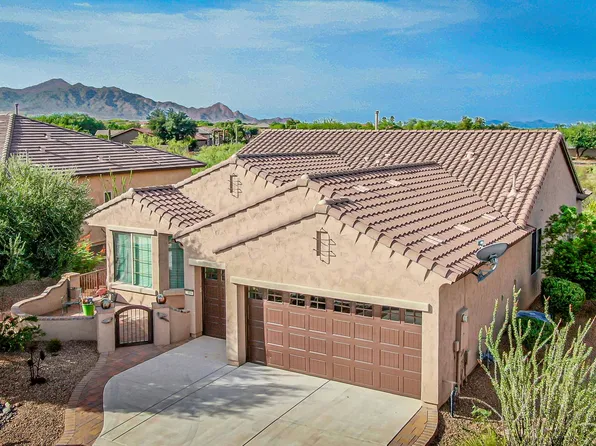 2404 E Page Mill Dr, Green Valley, AZ 85614
