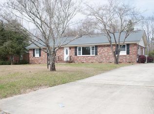 2929 Larkspur Rd, Florence, SC 29501