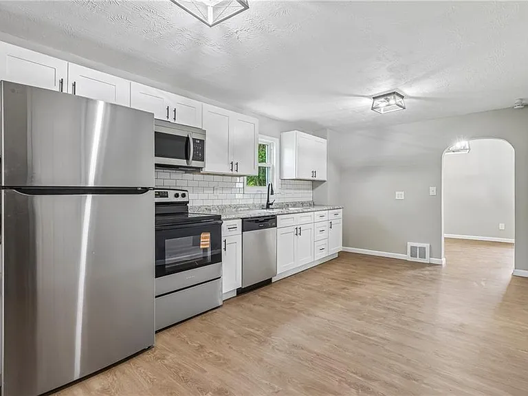 3535 Erin Ave — Photo 1