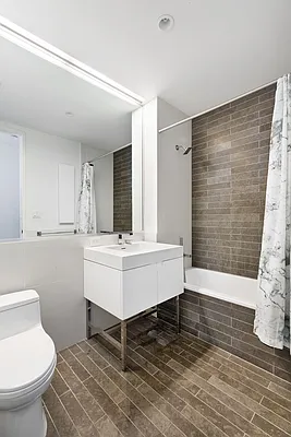 Rented by Nest Seekers International | media 39