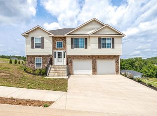 173 Ridgeview Dr, Saint Robert, MO 65584