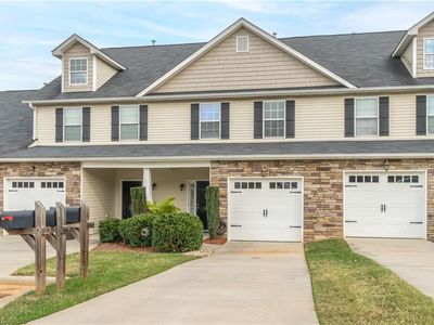 1948 Sentry Pointe Ln, Winston Salem, NC, 27127