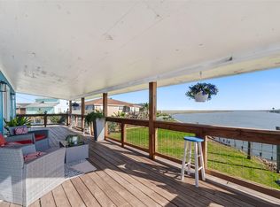 154 Poop Deck Ln, Freeport, TX 77541