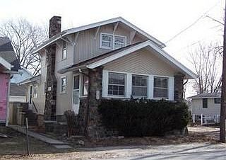 2nd image of 612 Horseshoe Ave