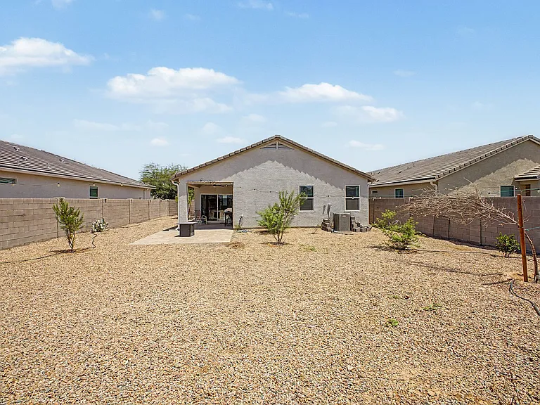 24654 N Corn St — Photo 30
