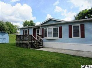 6018 Mockingbird Dr, Mechanicsburg, PA 17050