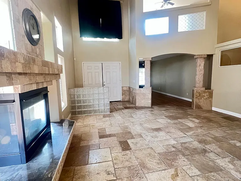 15854 W Boca Raton Rd — Photo 4