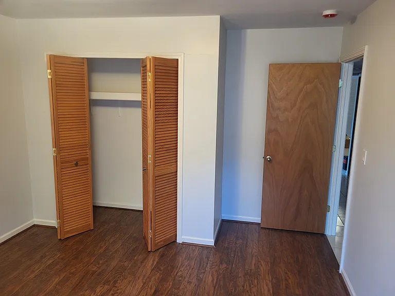 501 E University Dr #107 — Photo 11