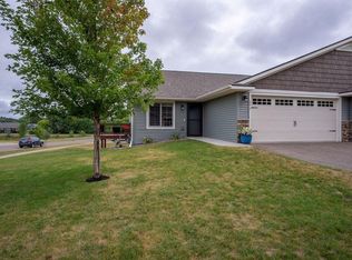 6217 Aspen Meadow Ct, Eau Claire, WI 54703