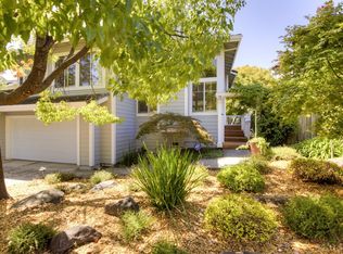 2142 Vintage Cir, Santa Rosa, CA 95404