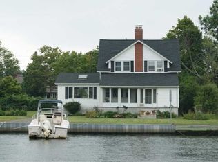 55 Concourse W, Brightwaters, NY 11718