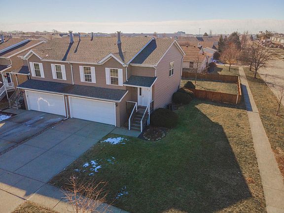 2nd image of 2705 Arrowhead Dr