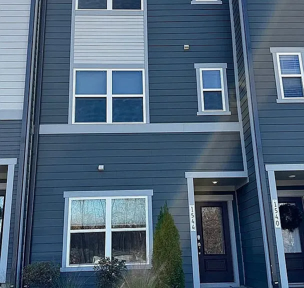 1544 Levy Way — Photo 4
