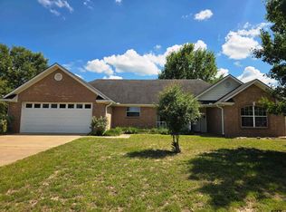 130 Pueblo Path, Holly Lake Ranch, TX 75765