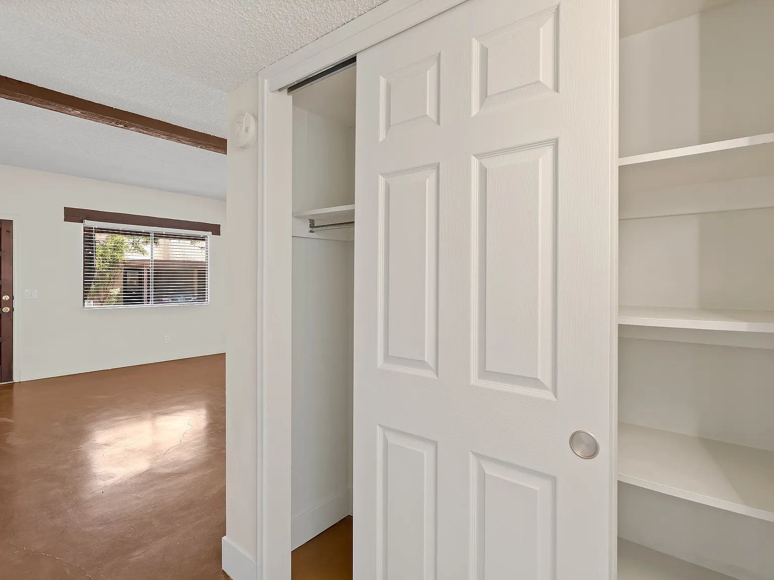 2 bed, 910 sqft, $1,491 — Photo 4