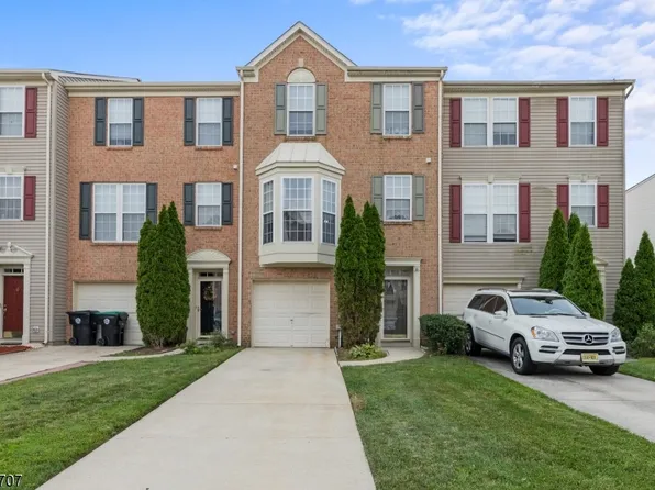 66 Colts Neck Dr, Winslow Twp., NJ 08081