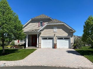12 Burr Pl, Somerset, NJ 08873