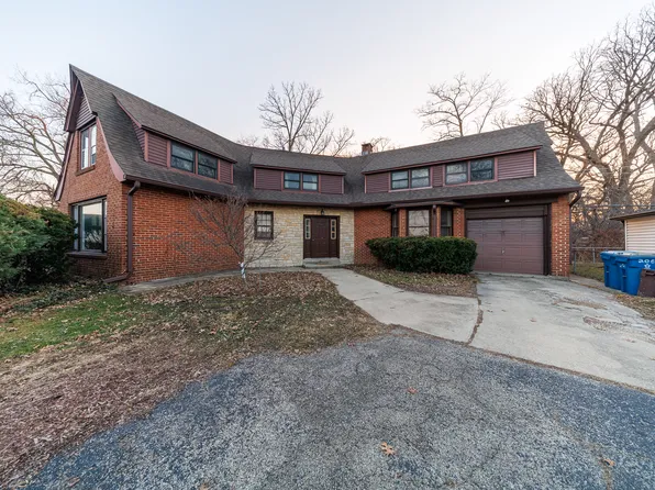 206 N Bonnie Brae Ave, Elmhurst, IL 60126