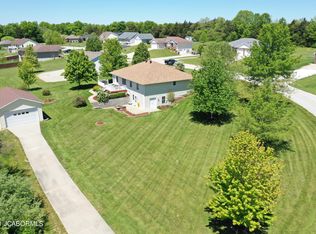 2058 Beelman Rd, Holts Summit, MO 65043