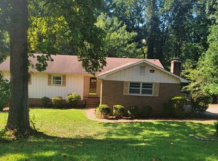 221 Park Hill Dr, Lagrange, GA 30241