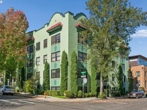 507 NW 22nd Ave APT 301, Portland, OR 97210