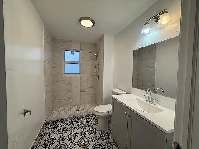 919 2nd St #4 — Photo 11