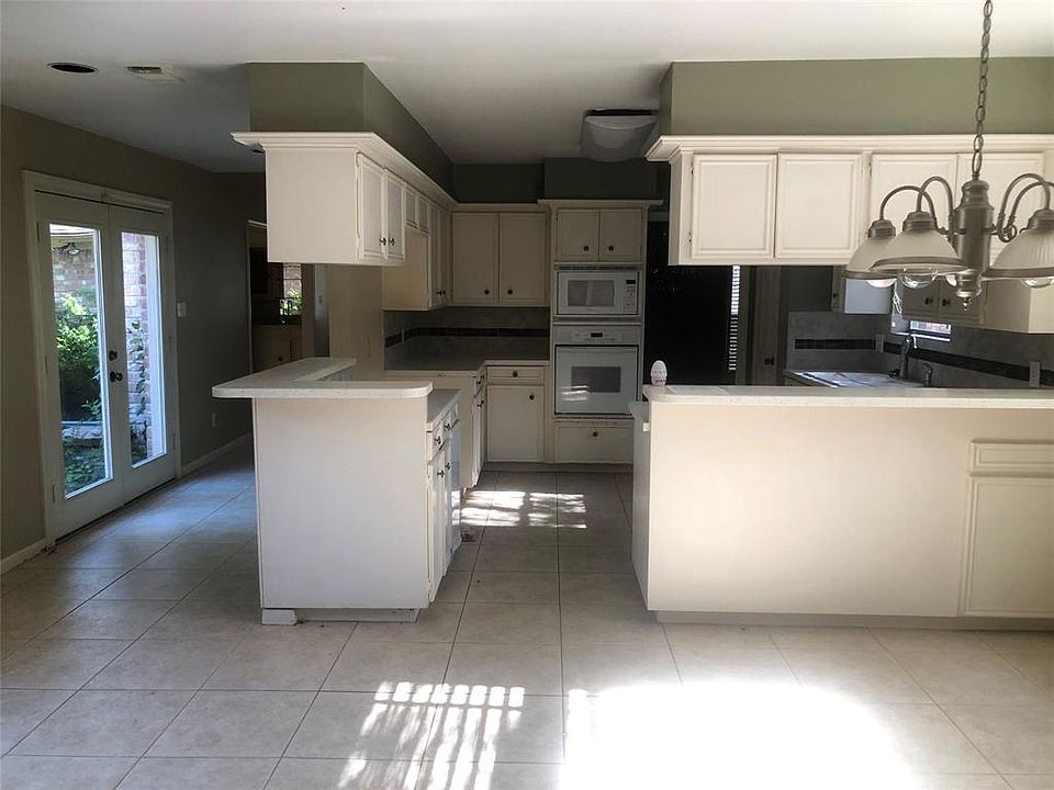 1st image of 11934 Summerdale St