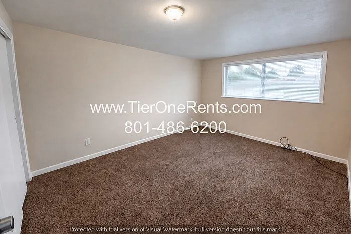 263 W 270 N #263 — Photo 14