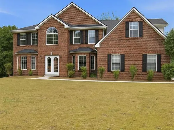 1592 Rogers Crossing Dr, Lithonia, GA 30058